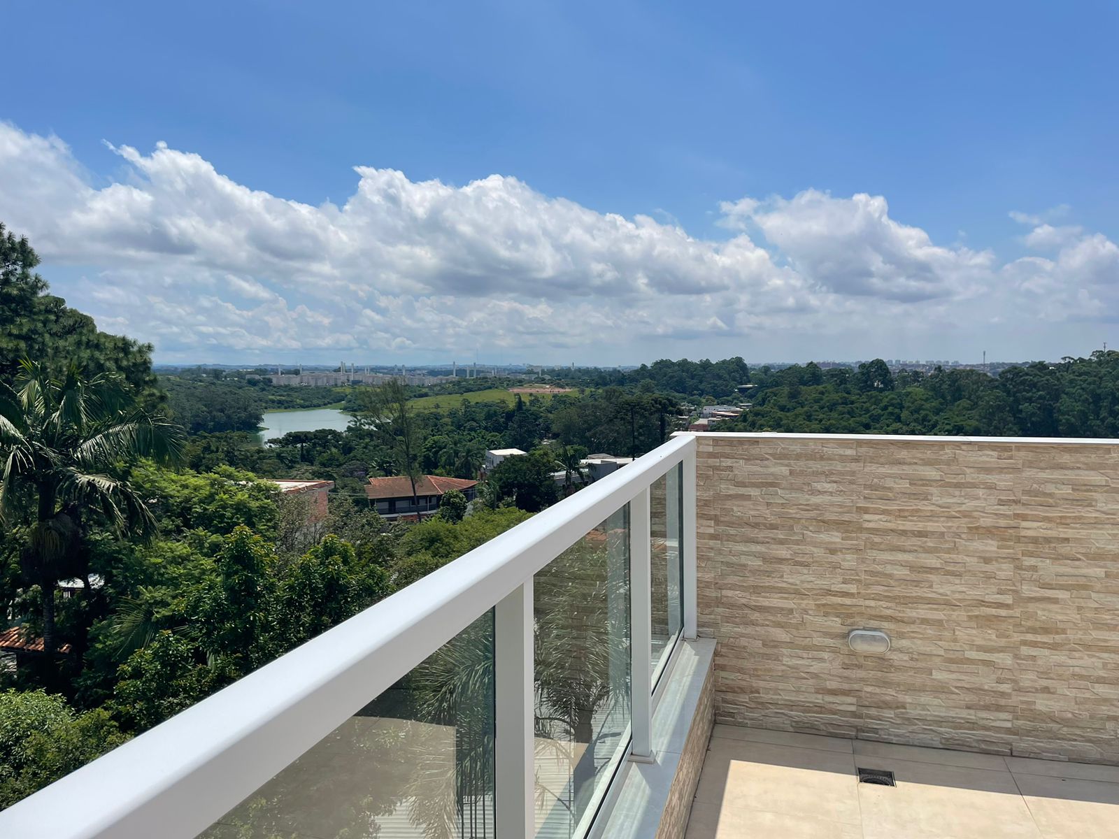 Excelente Sobrado a Venda / Eldorado SP Impecável
